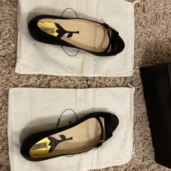 NWT Prada satin Mary Jane peep toe flats with dust bags and box. Size 40. - Picture 5 of 6